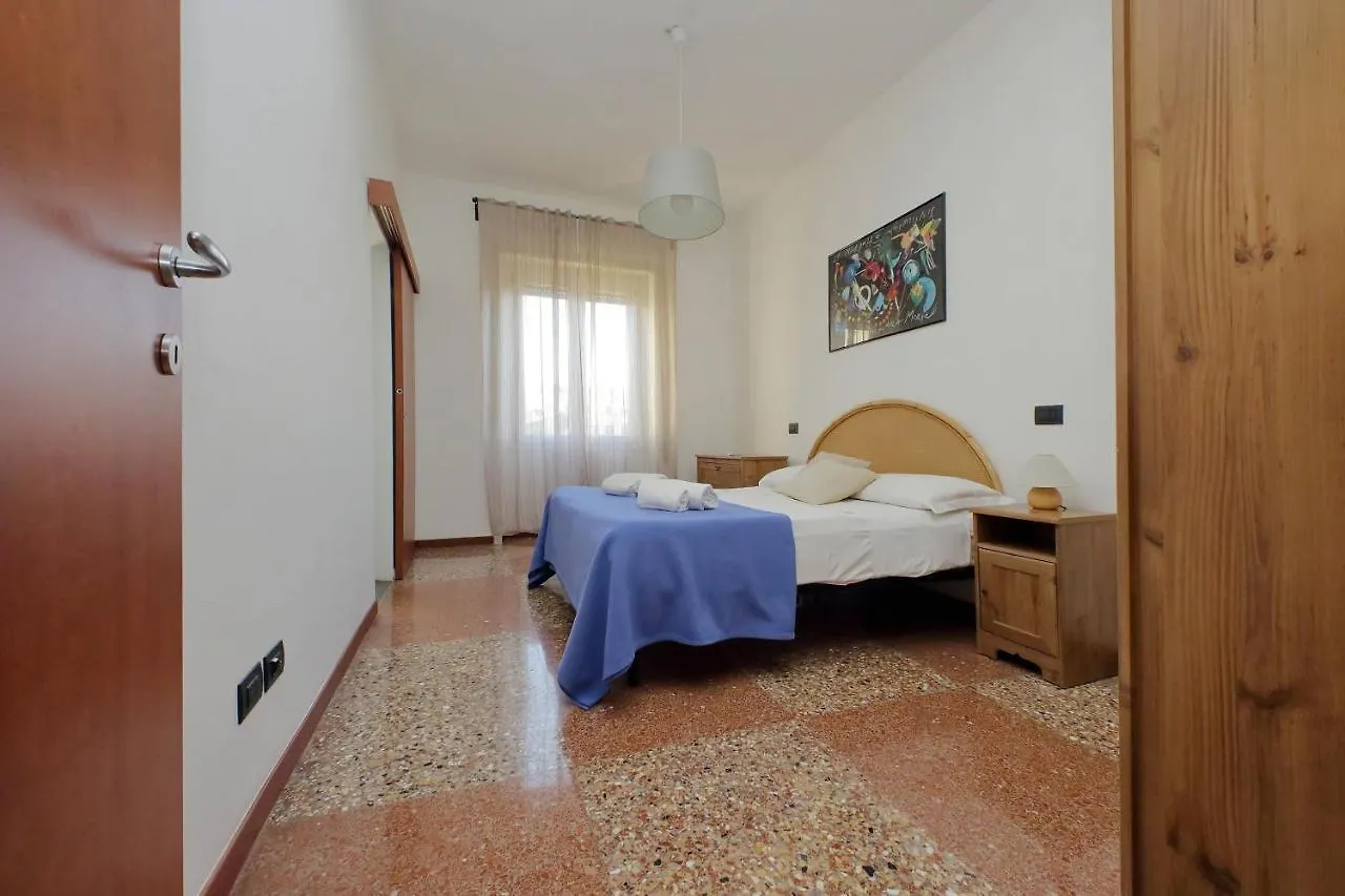 Silvano\'S Home In Rome location