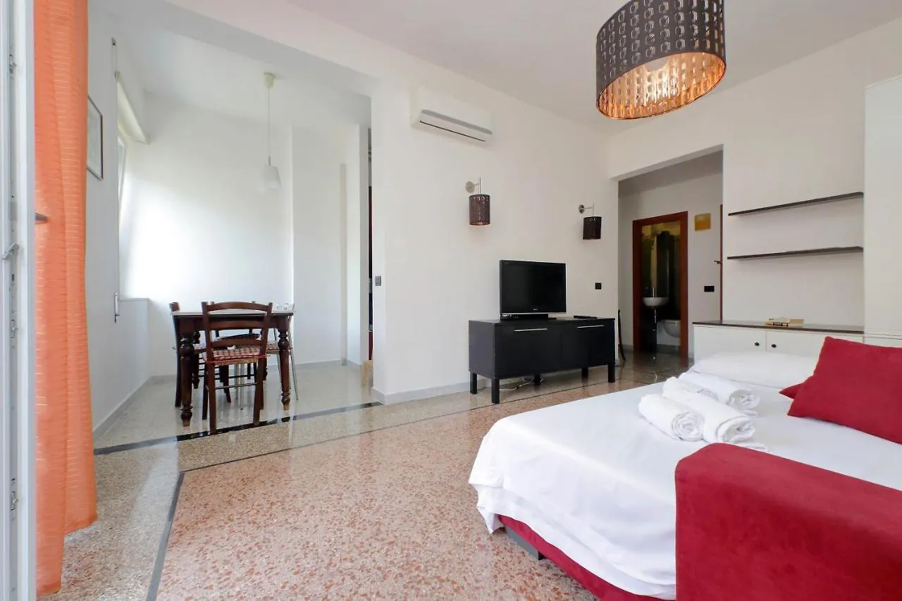 Silvano'S Home In Rome Apartment